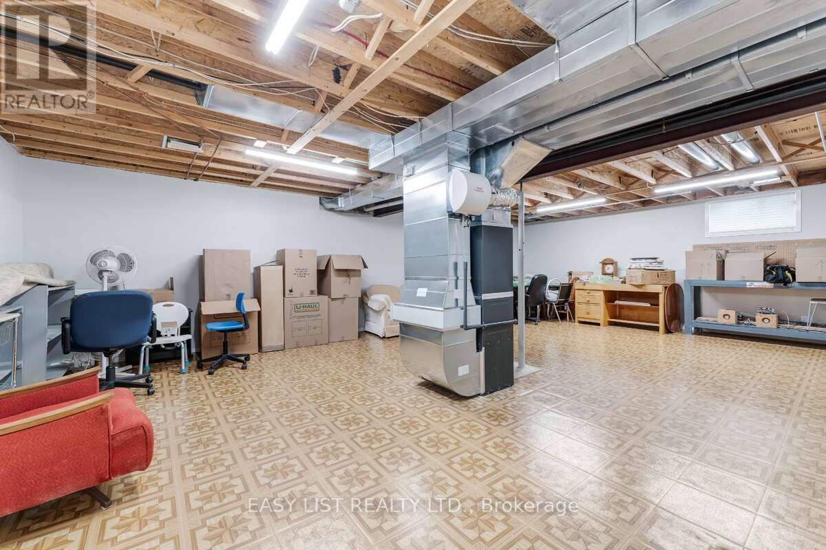 31 Forest Creek Drive