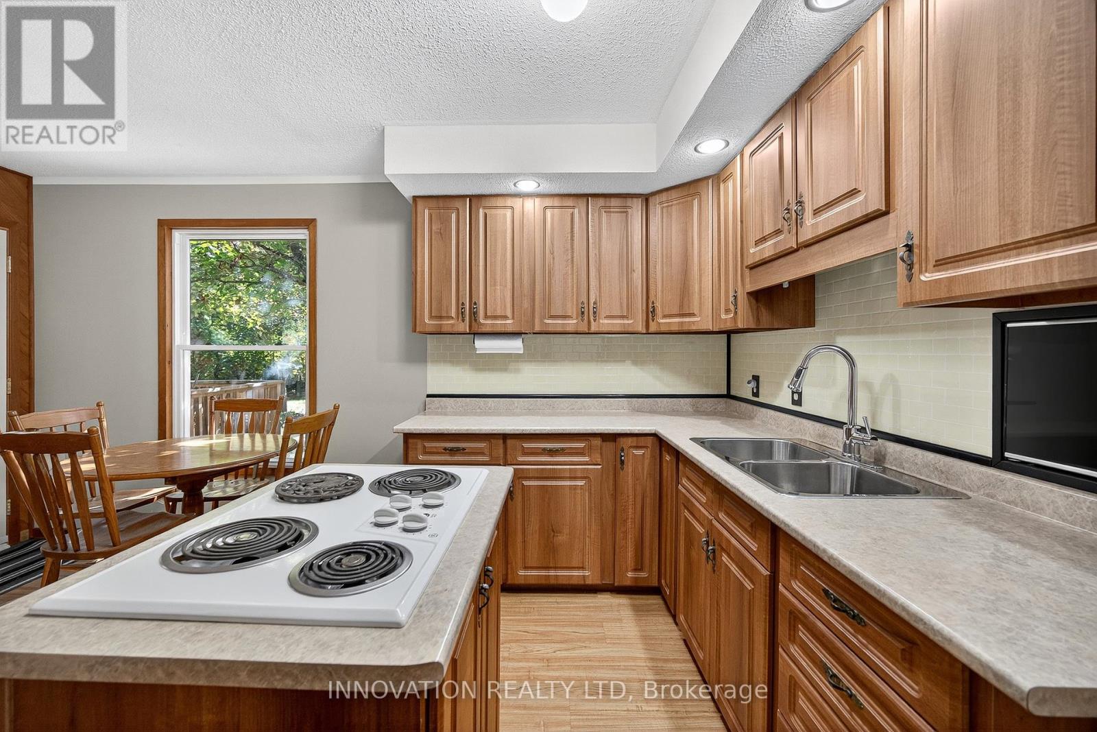 545 Richmond Road