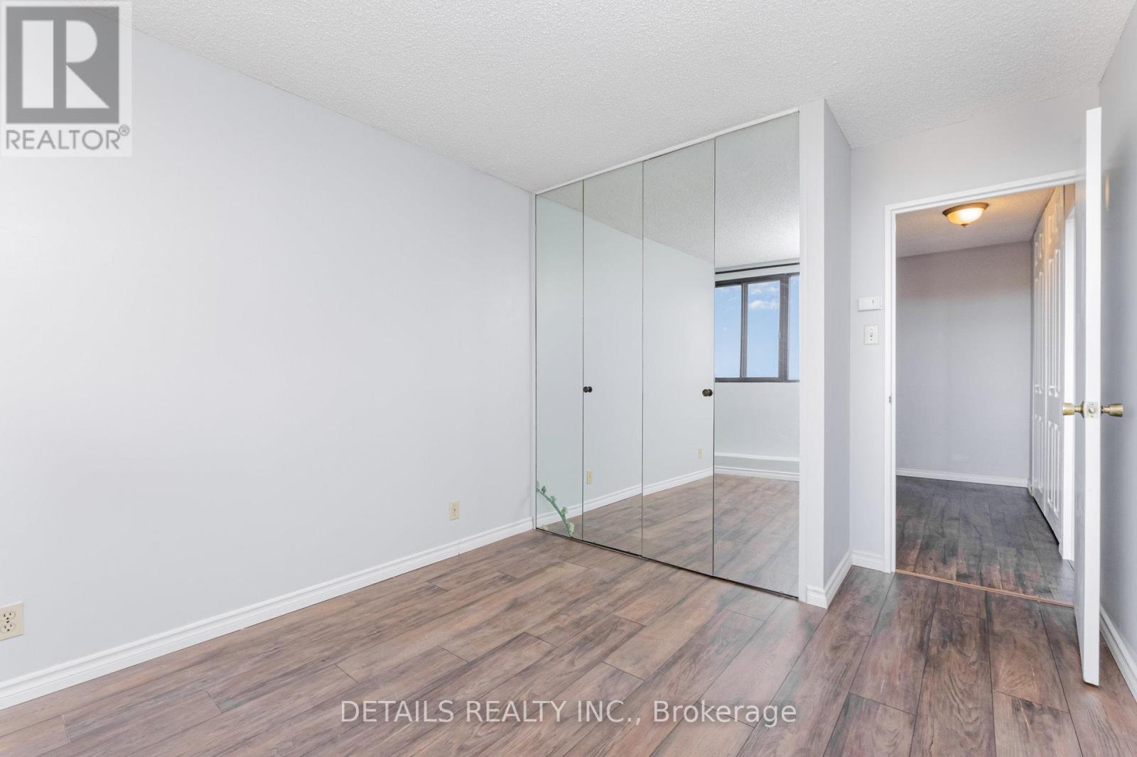 906 - 1285 Cahill Drive