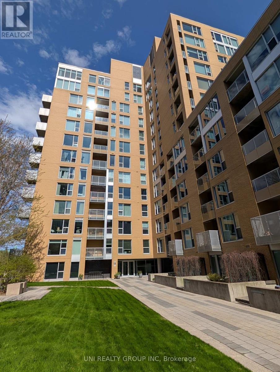 409 - 250 Lett Street
