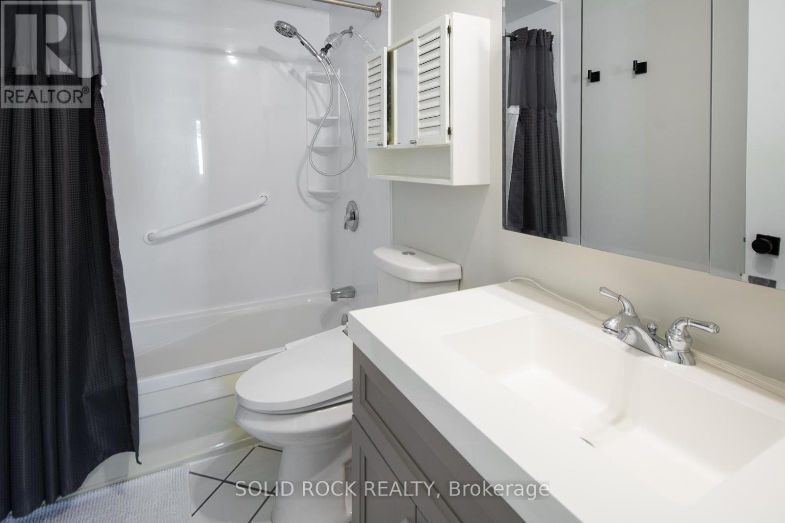 3 - 63 Ramsgate Private