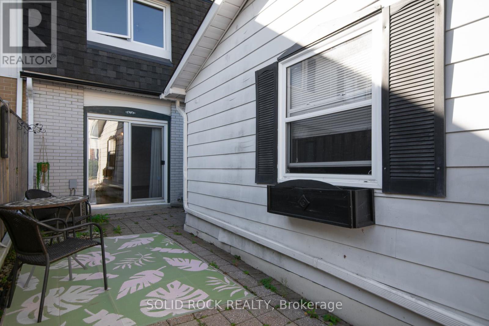 3 - 63 Ramsgate Private