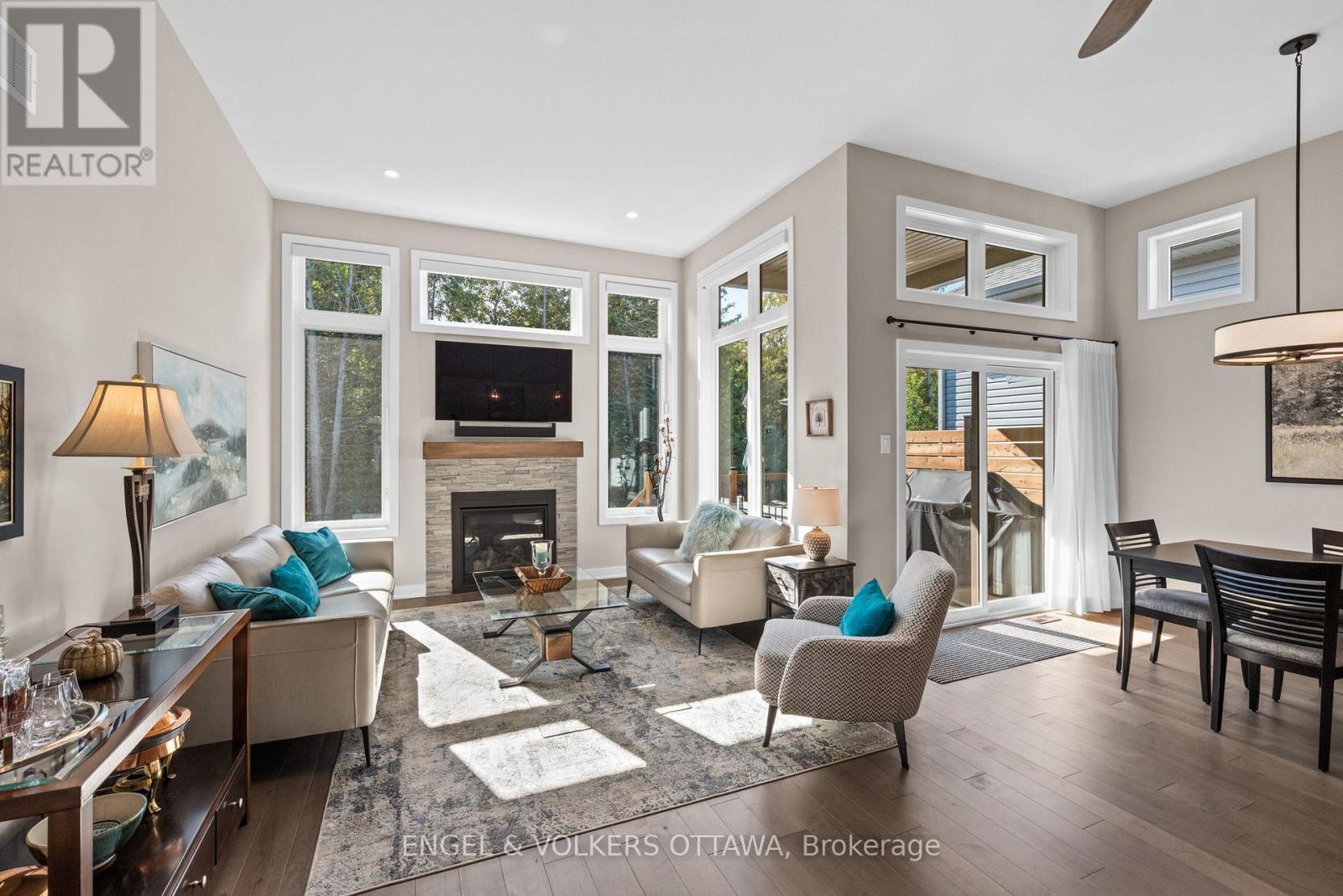 213 Blackhorse Drive