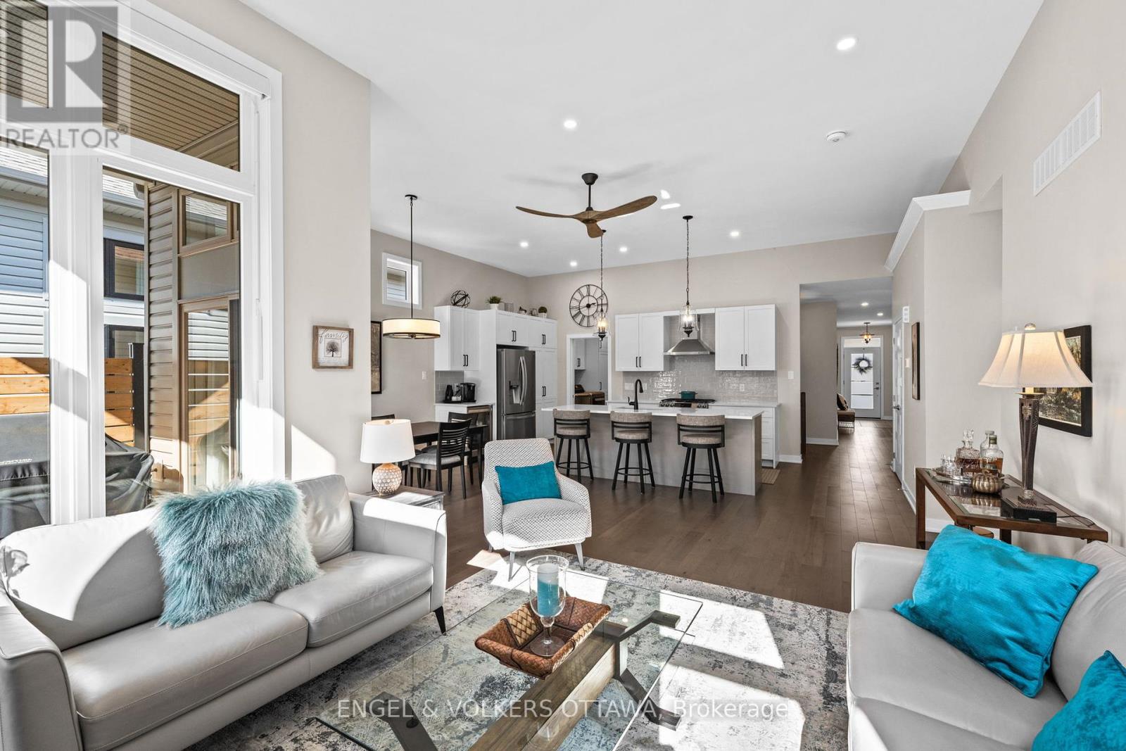 213 Blackhorse Drive