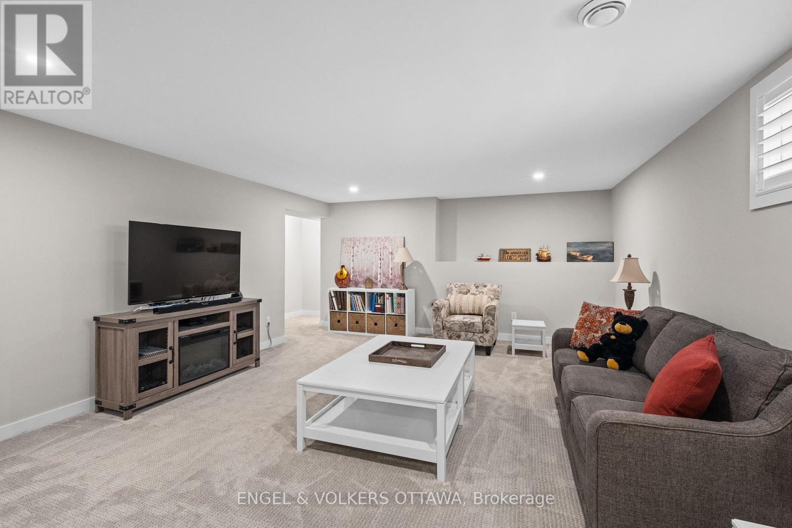 213 Blackhorse Drive