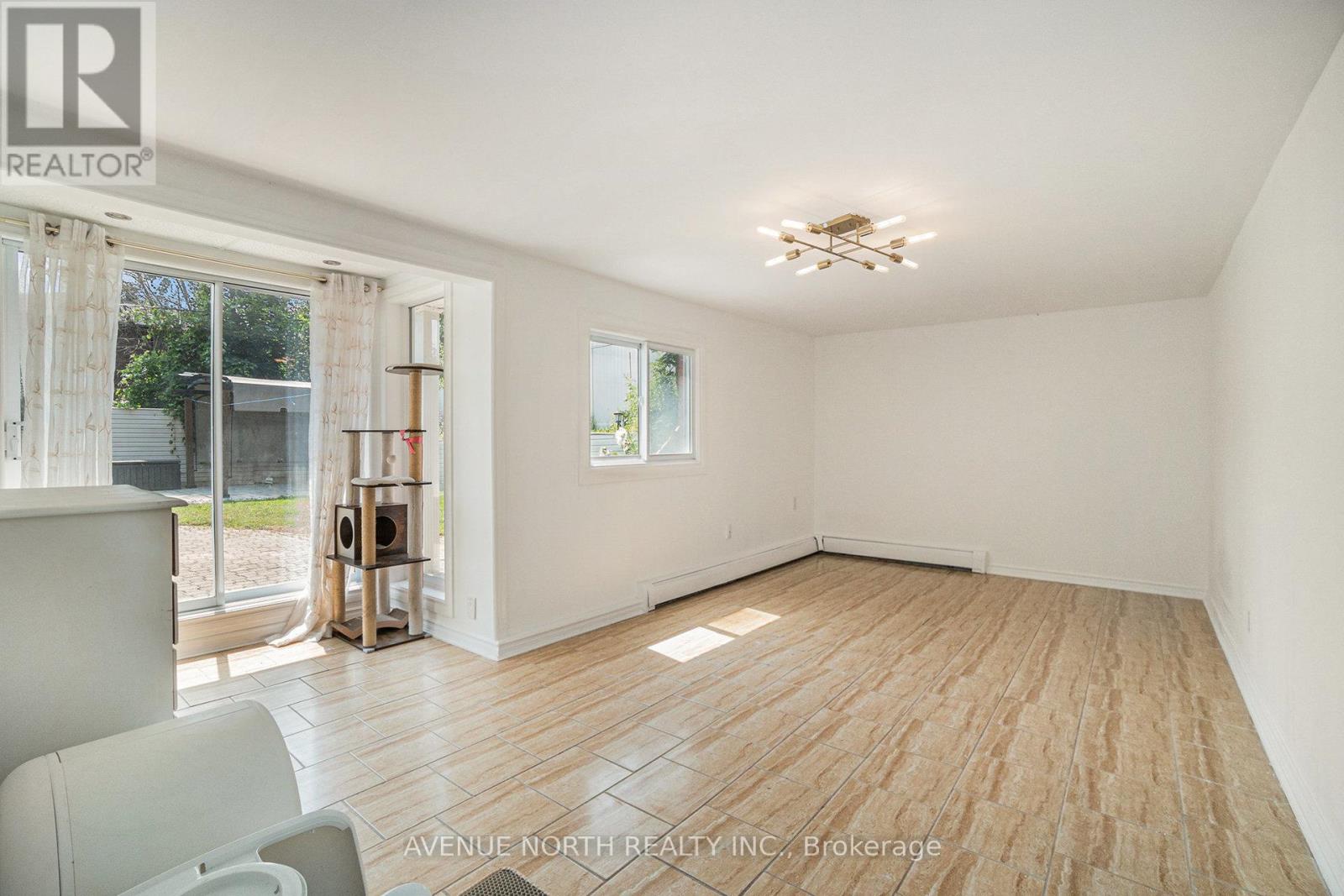 6 Mosgrove Avenue