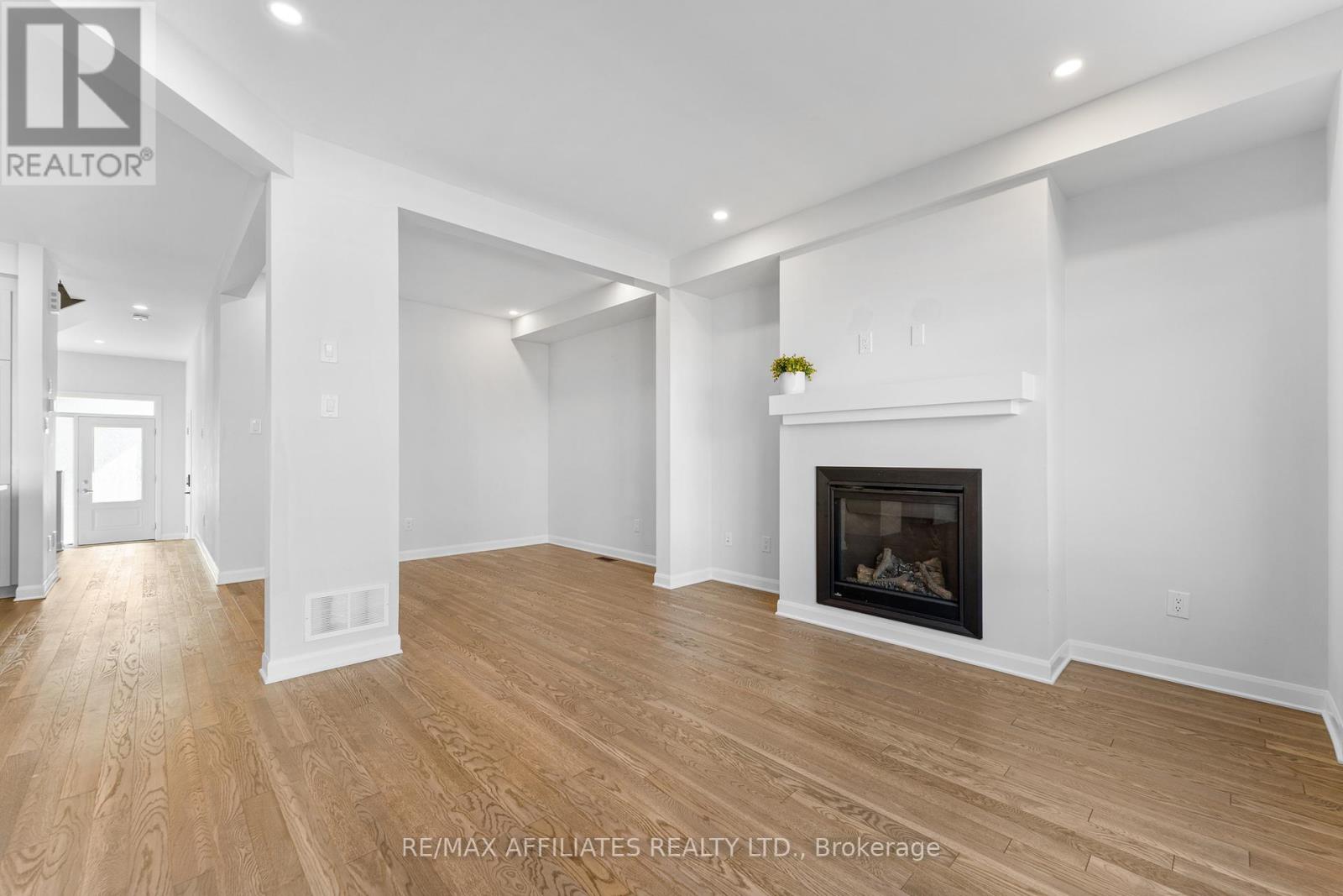 140 Shallow Pond Place