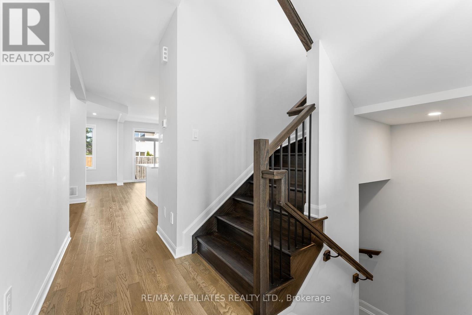 140 Shallow Pond Place