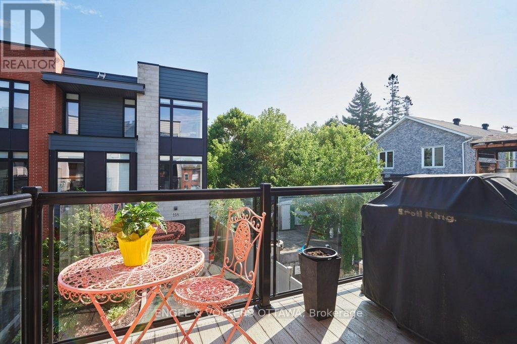 353e Booth Street