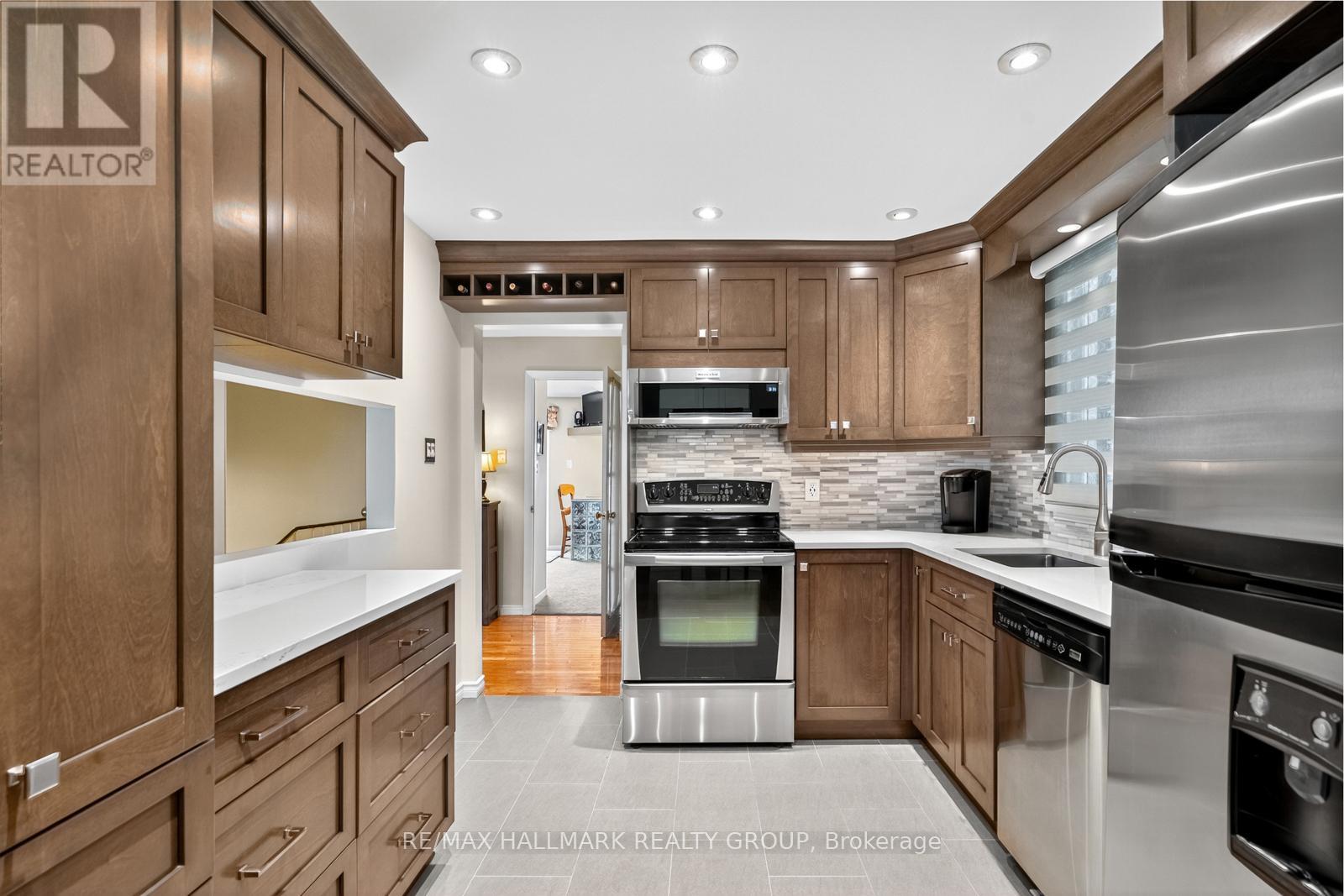 1816 Applegrove Court