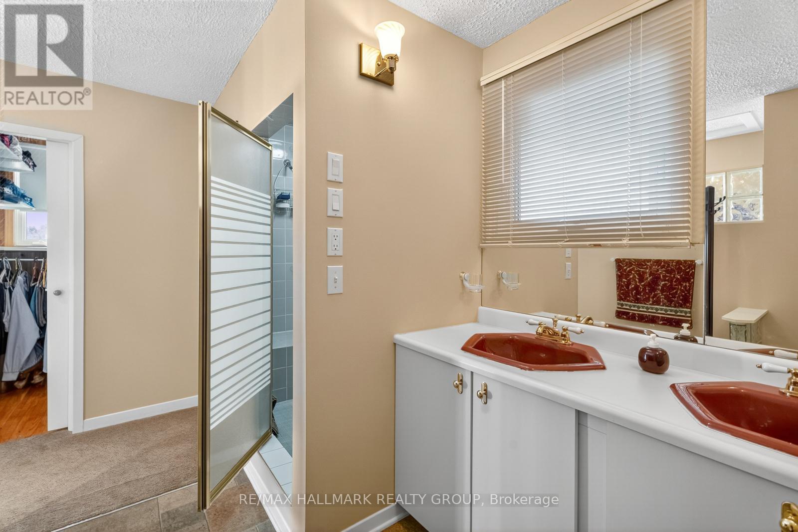 1816 Applegrove Court