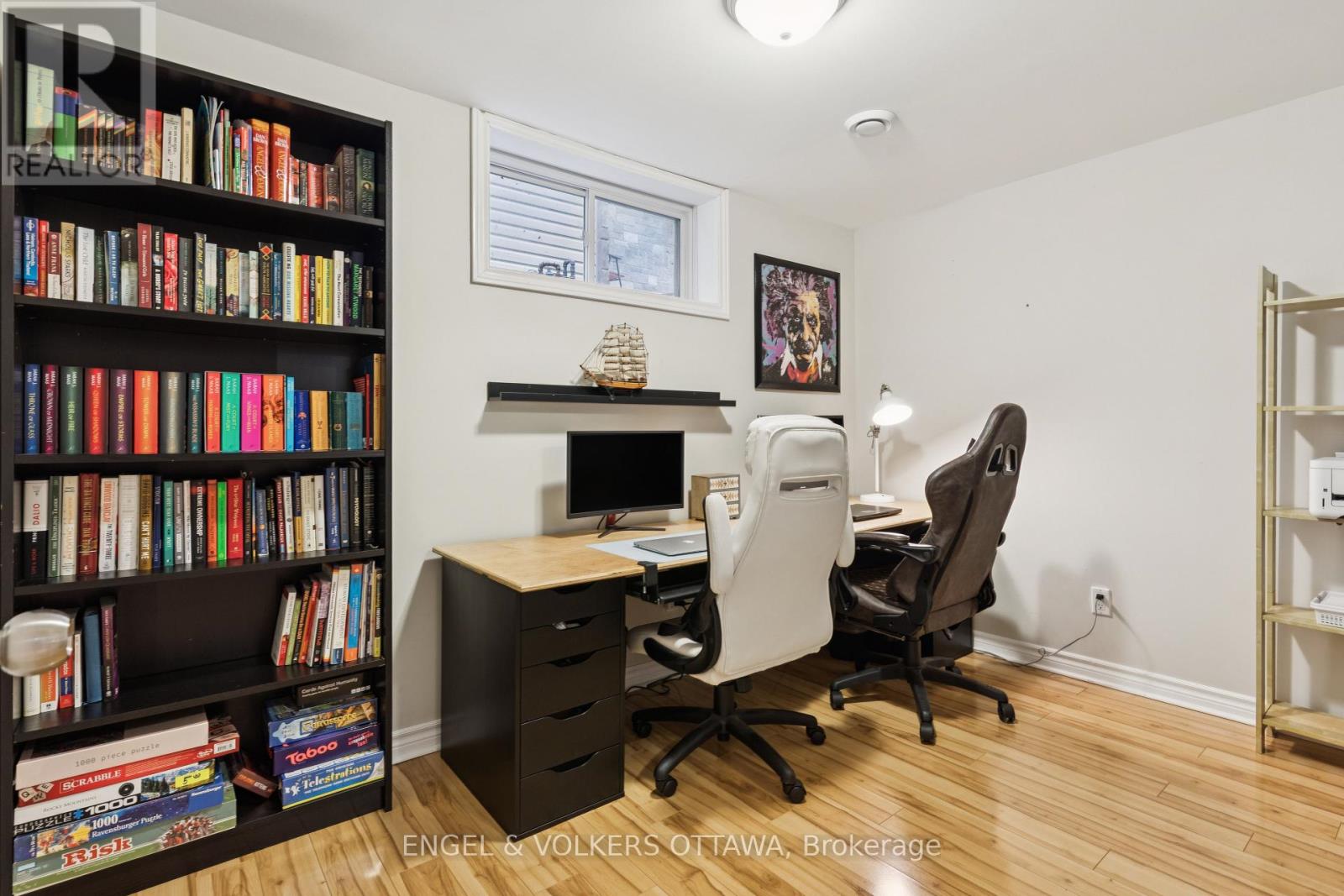 161 Des Pins Street