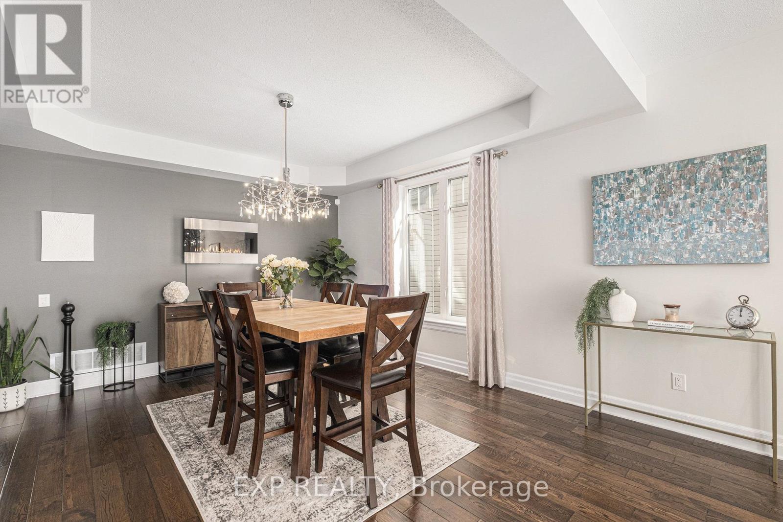 386 Andalusian Crescent