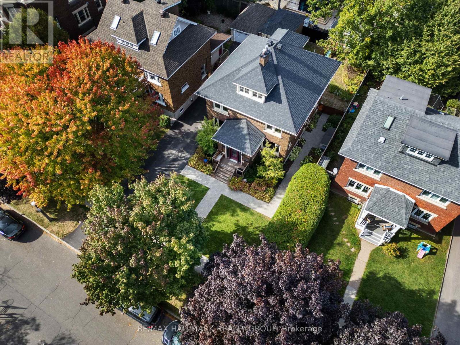 321 Clemow Avenue