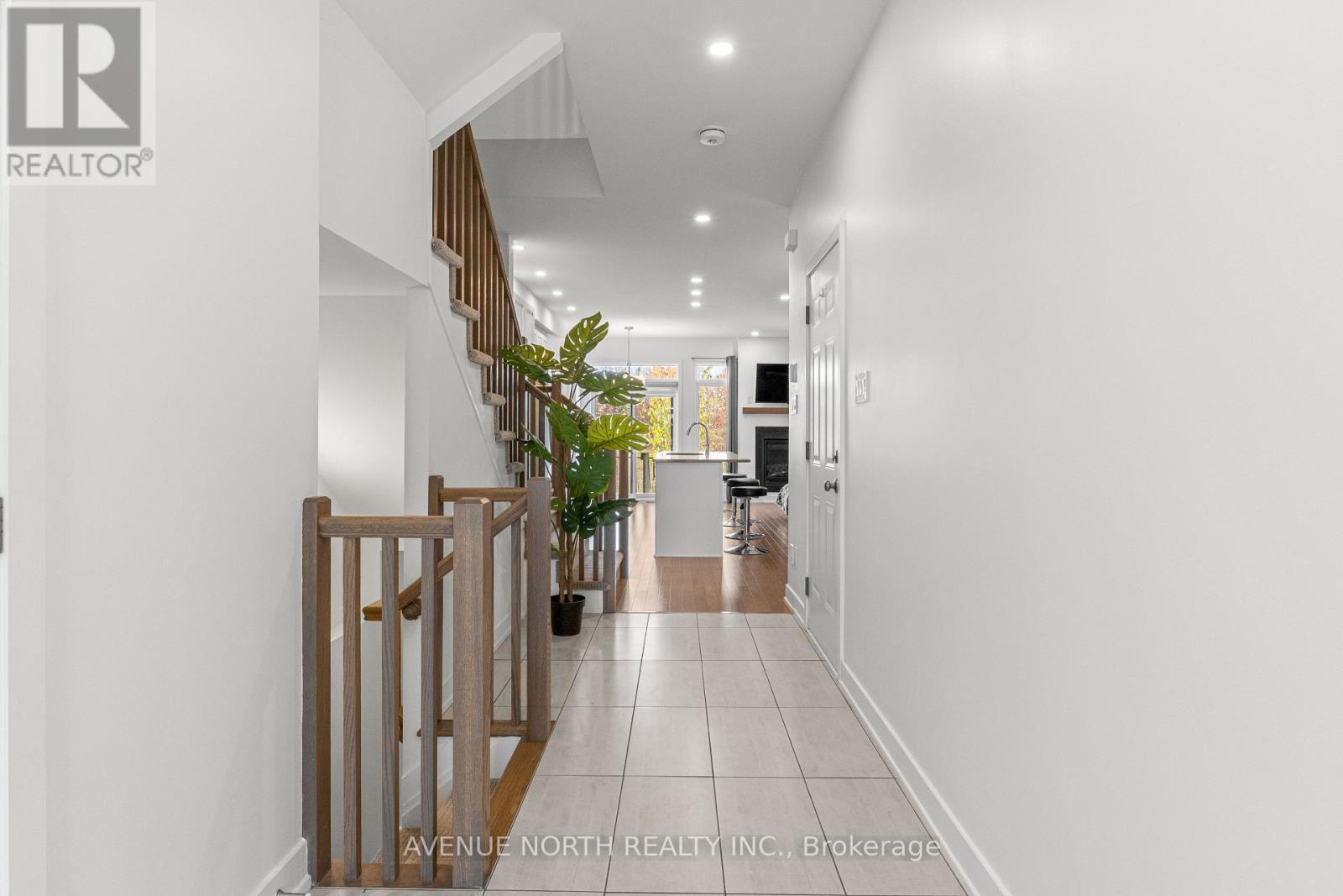 653 Putney Crescent