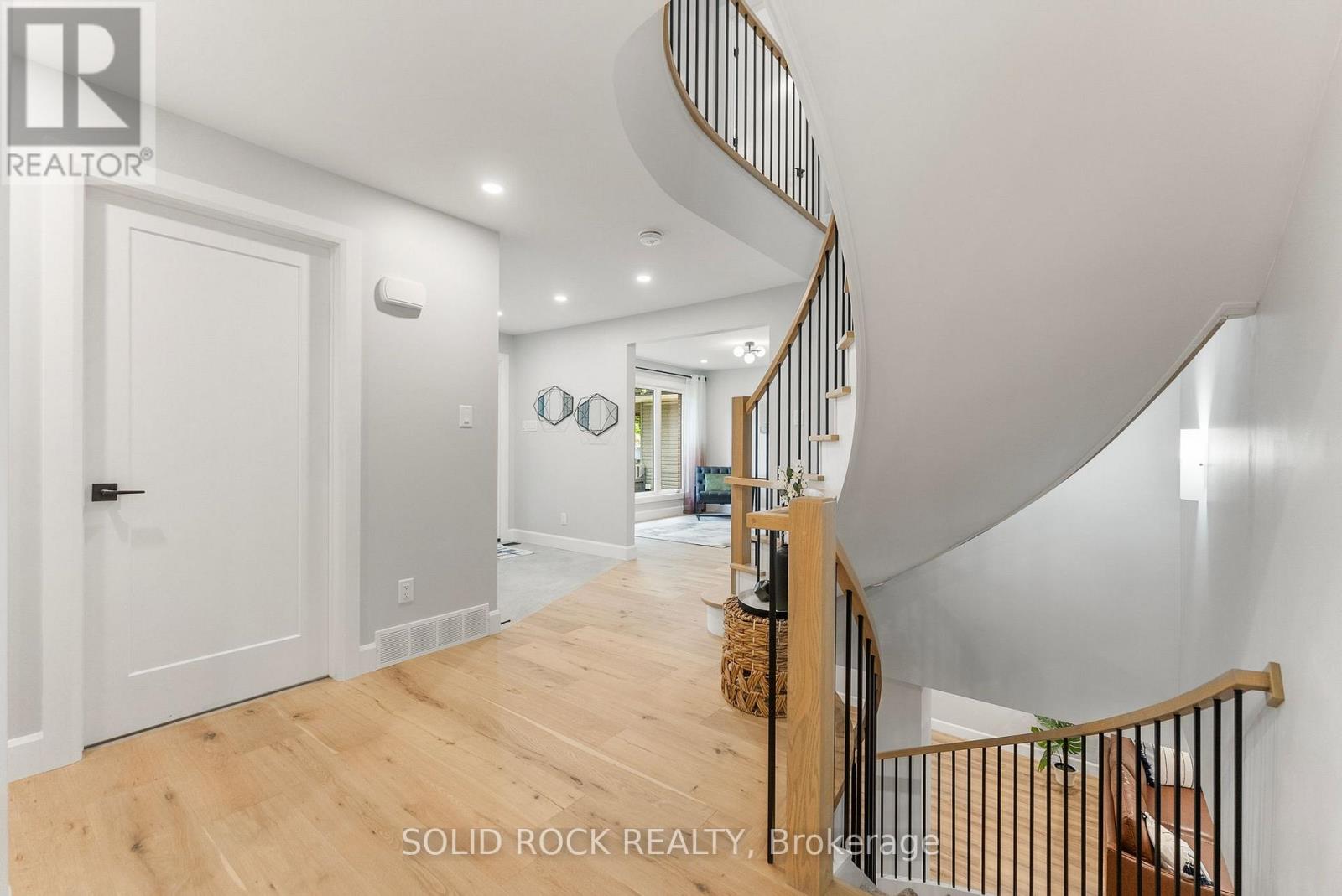 210 Carleton Avenue