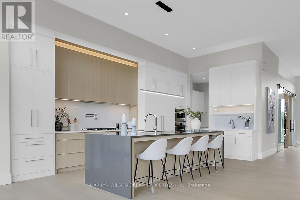 1070 Green Jacket Crescent