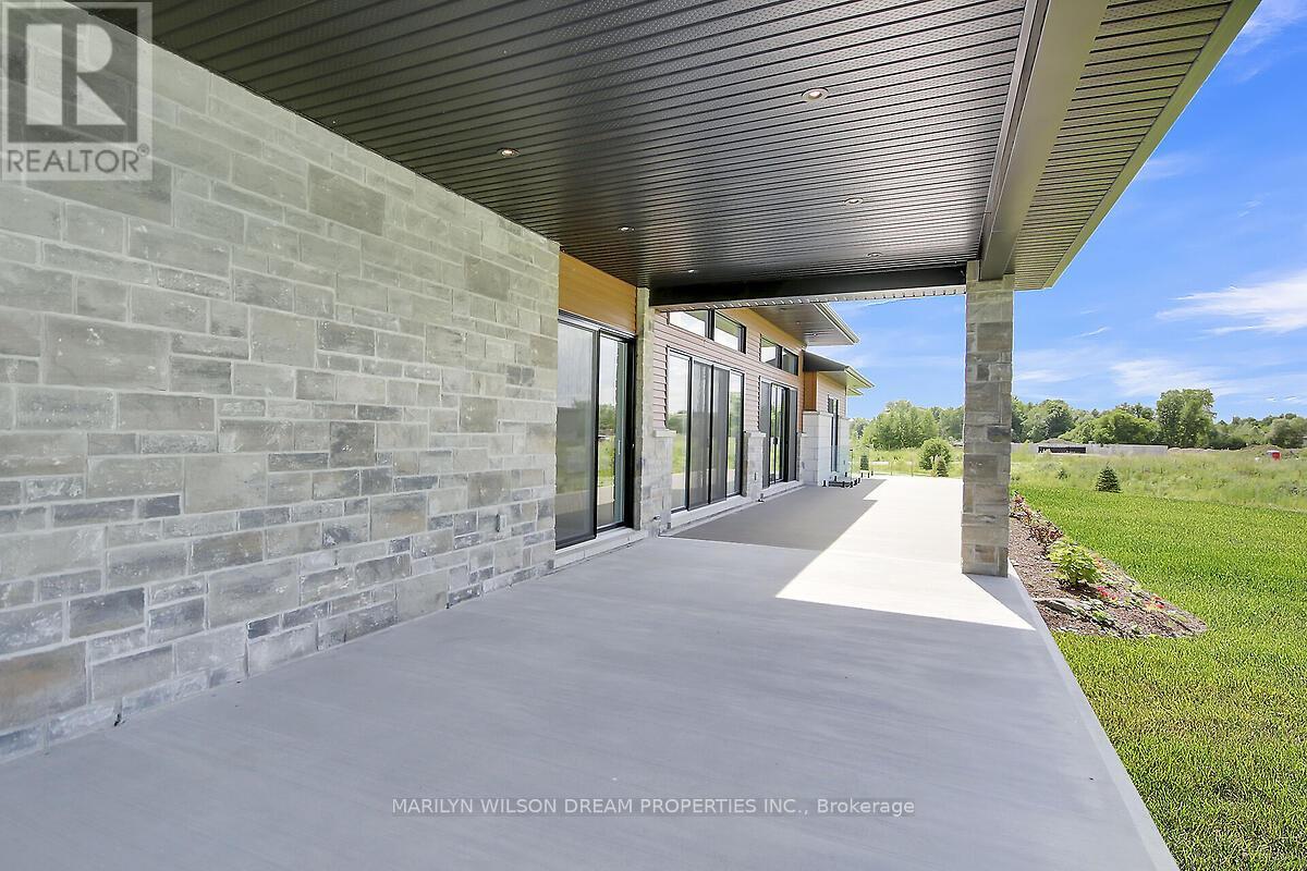 1070 Green Jacket Crescent