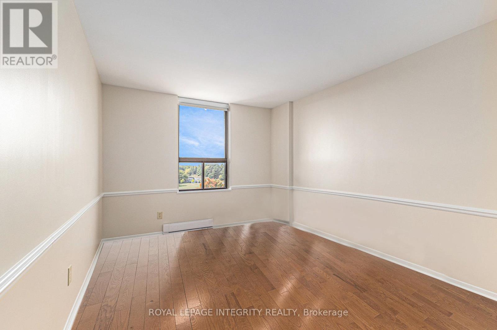 602 - 50 Emmerson Avenue