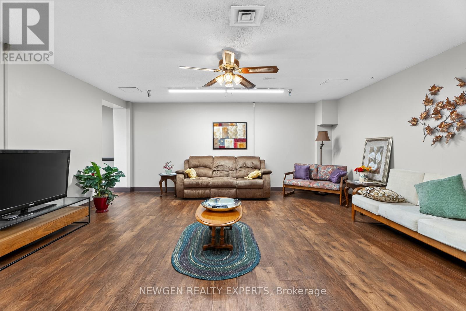 915 - 1505 Baseline Road