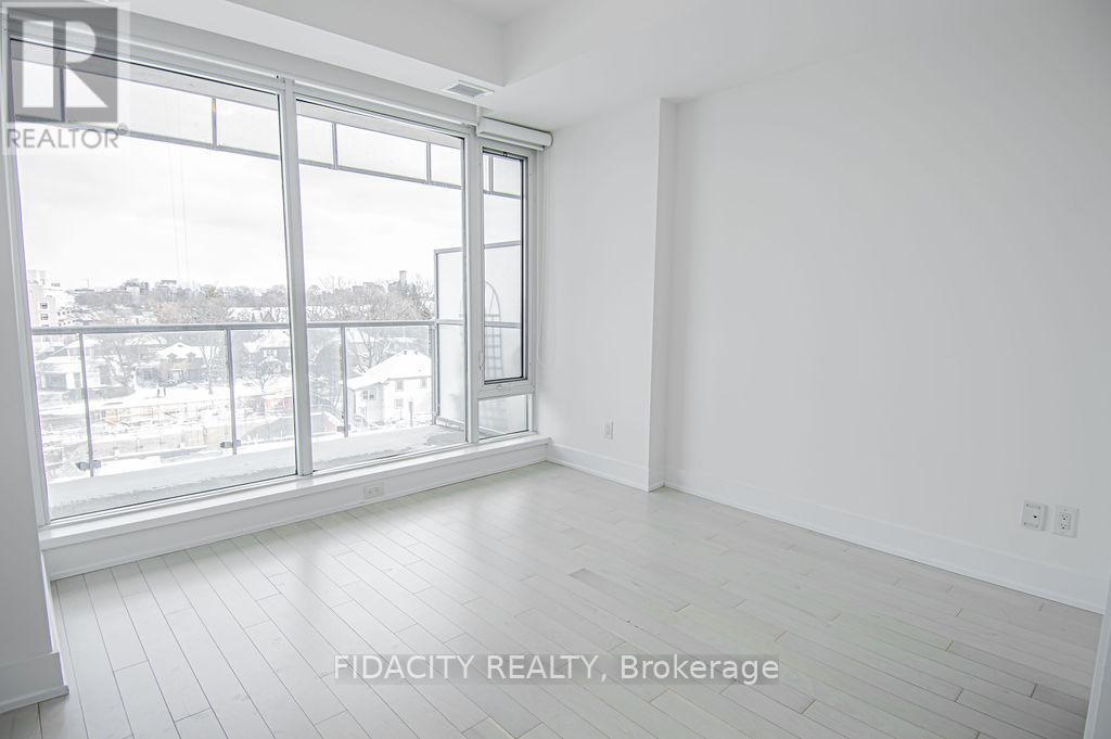 513 - 88 Richmond Road