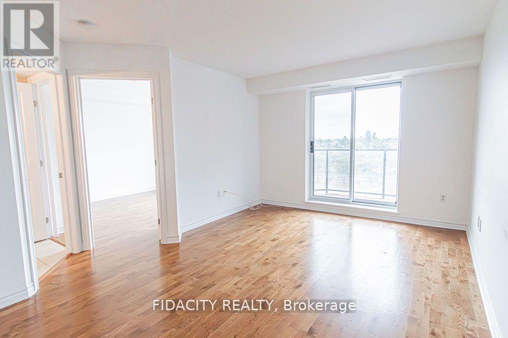 511 - 314 Central Park Drive