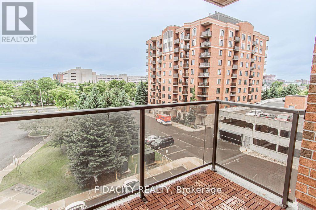 511 - 314 Central Park Drive