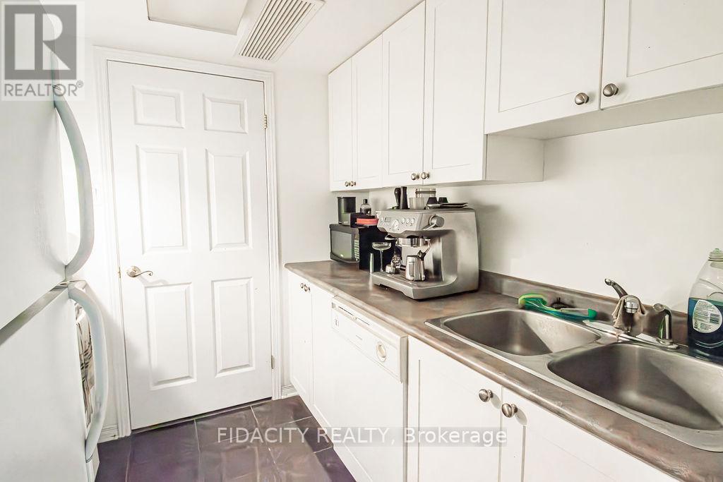5c - 310 Central Park Drive
