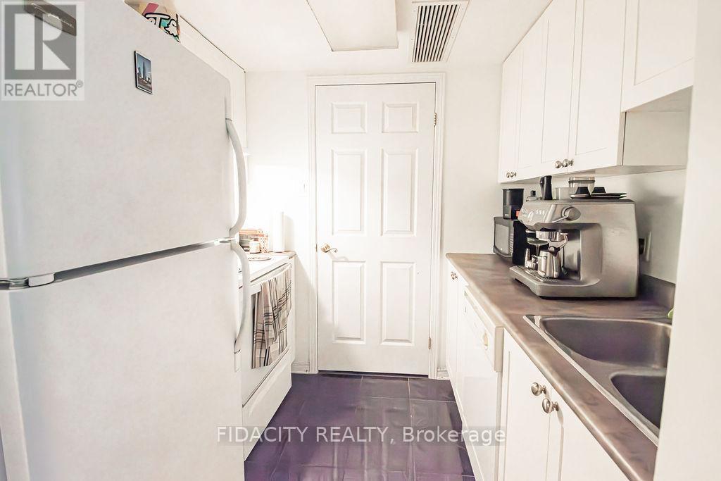 5c - 310 Central Park Drive