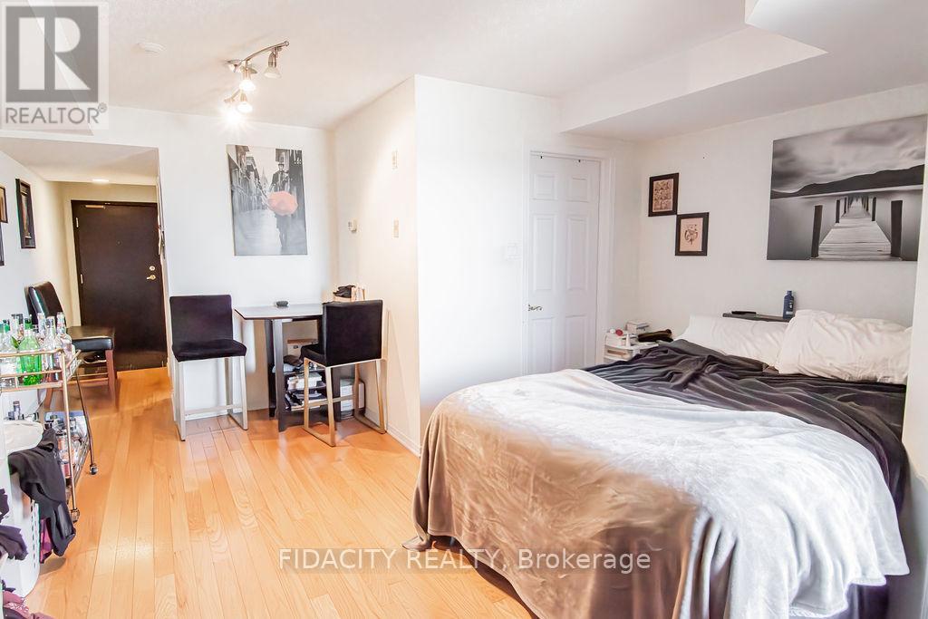 5c - 310 Central Park Drive