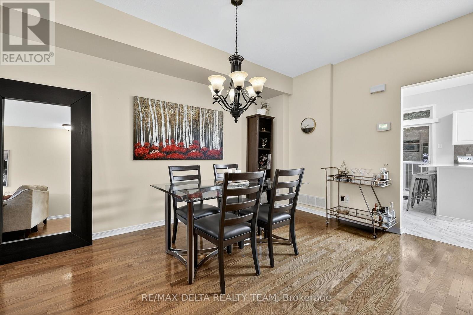 63 Highwood Private