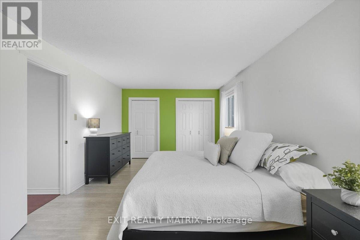 8089 Laurie Lane S