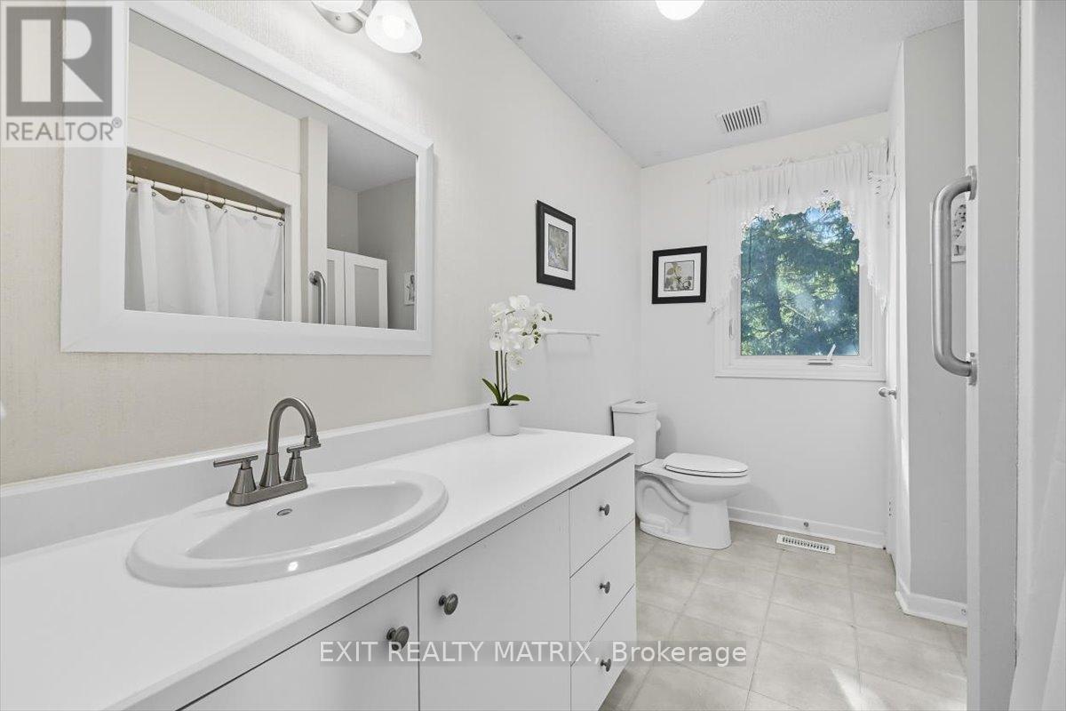 8089 Laurie Lane S