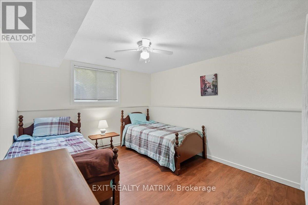 8089 Laurie Lane S