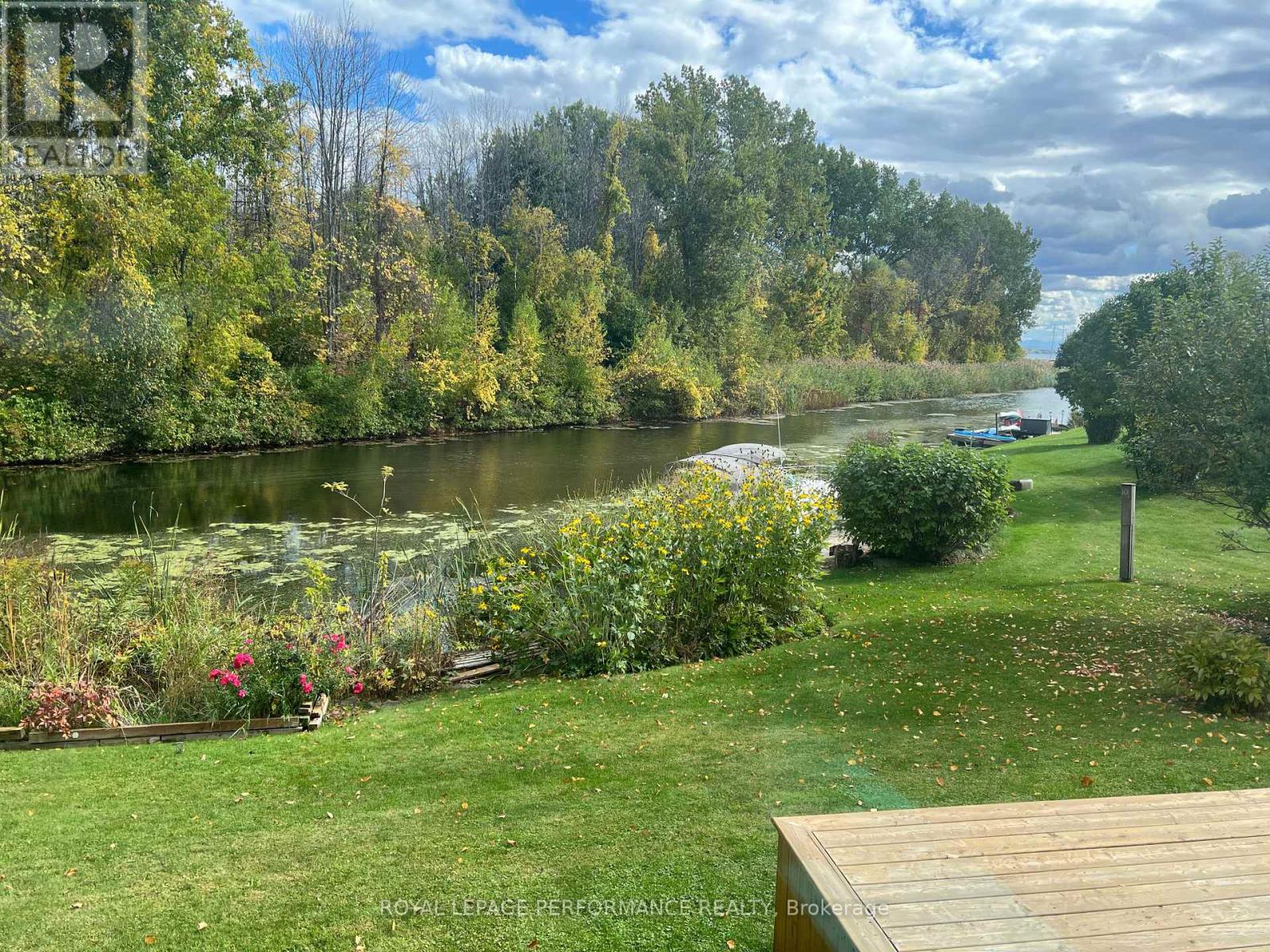 6275 Macrae Court
