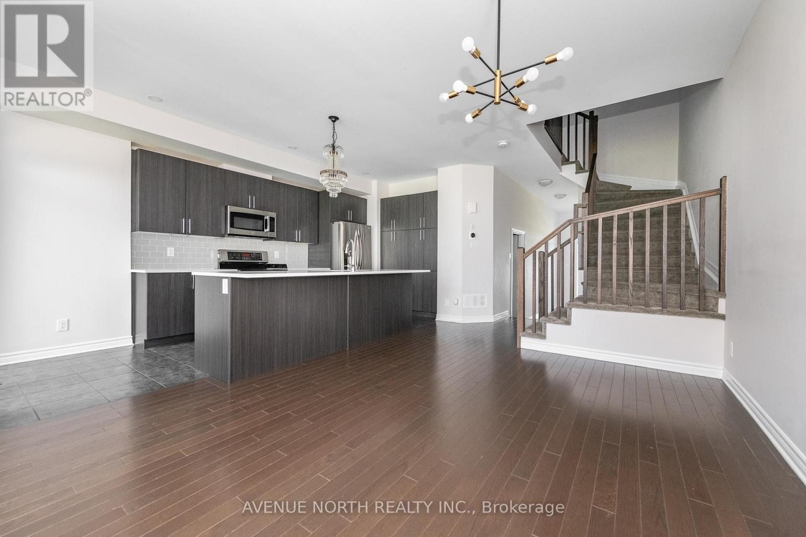 1024 Kijik Crescent