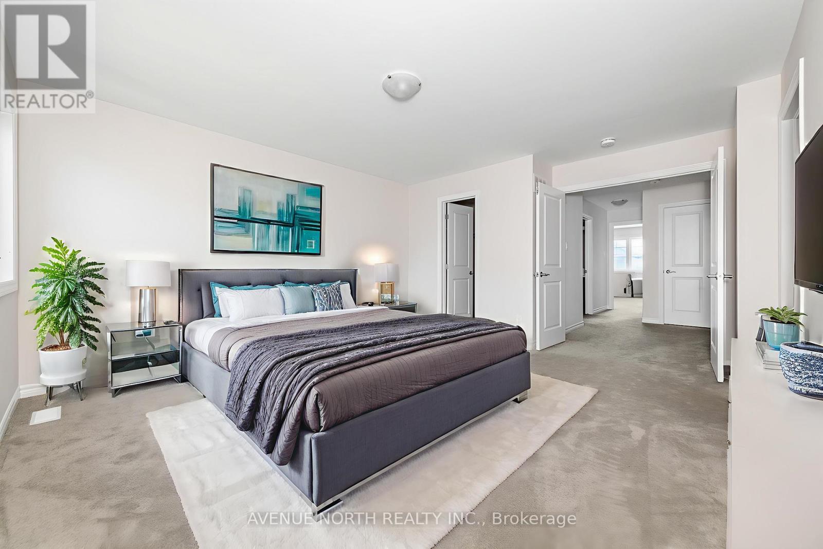 1024 Kijik Crescent