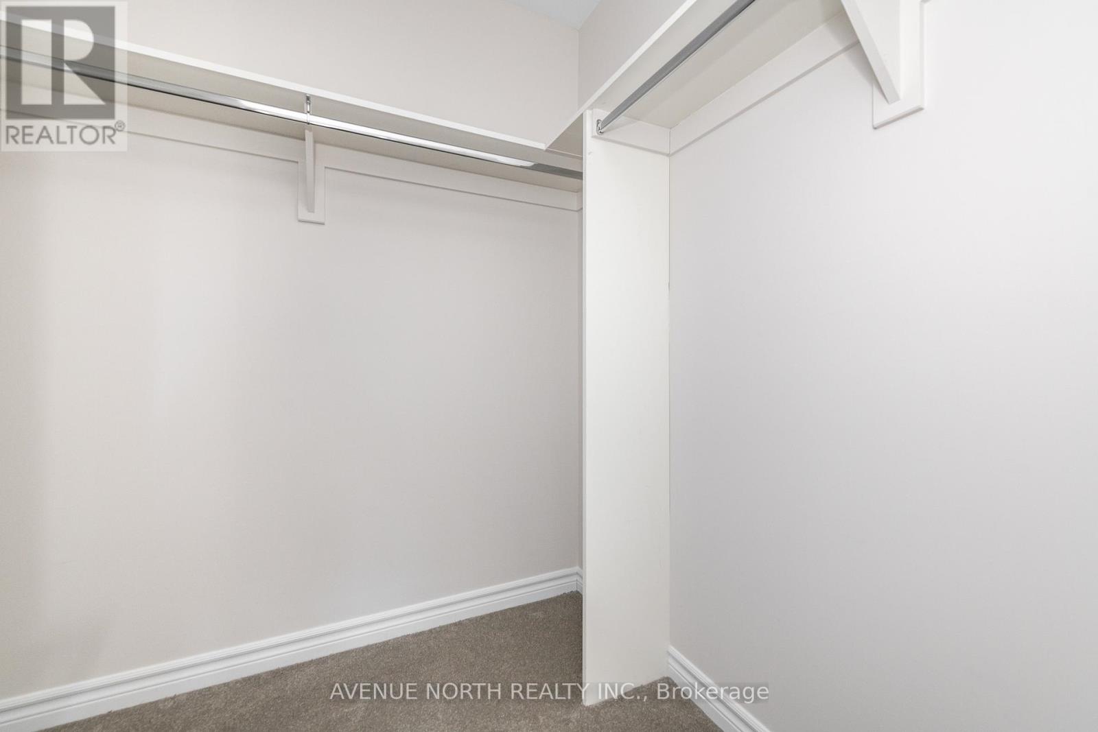 1024 Kijik Crescent