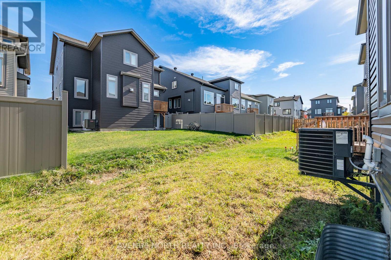 1024 Kijik Crescent