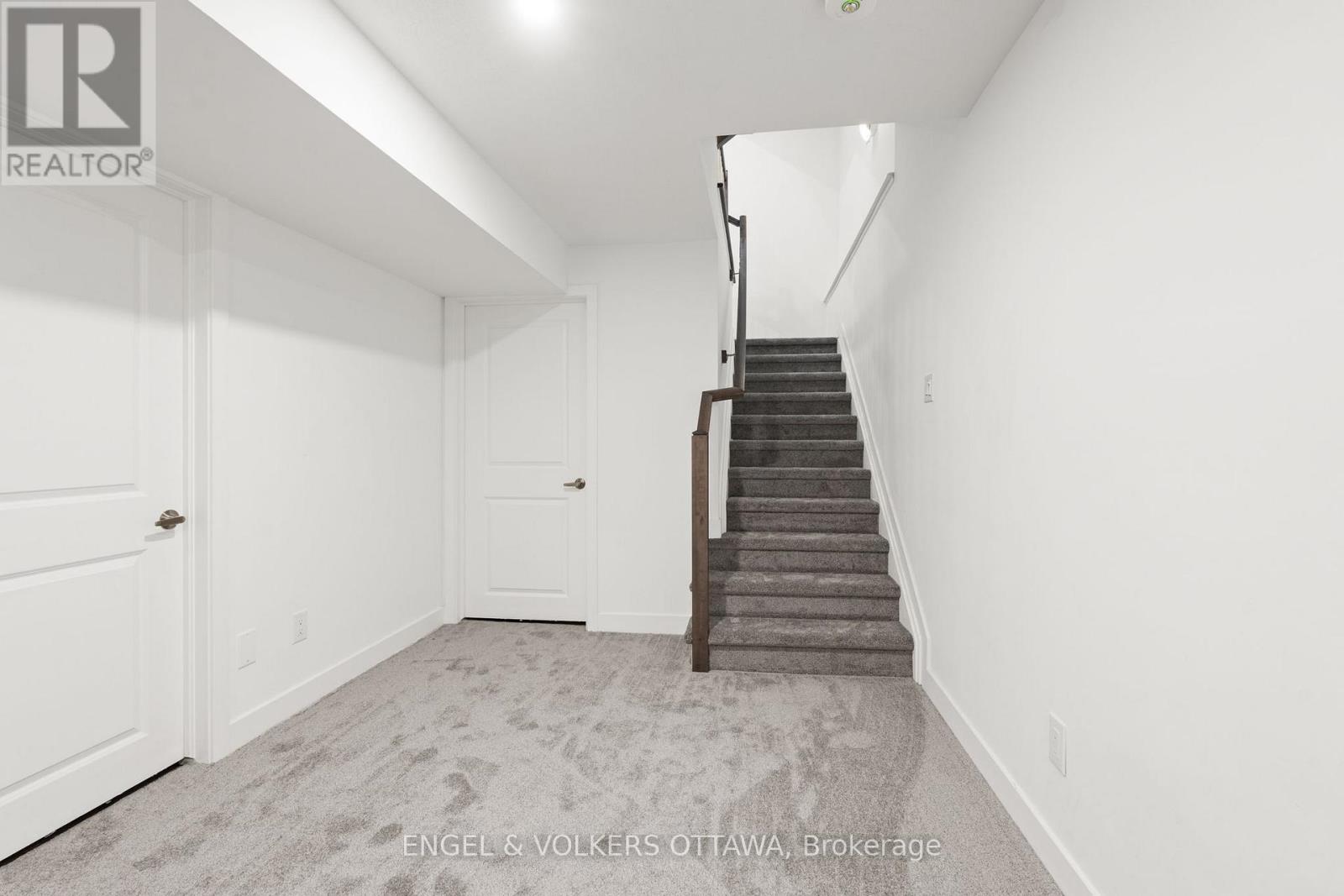 1047 Hydrangea Avenue