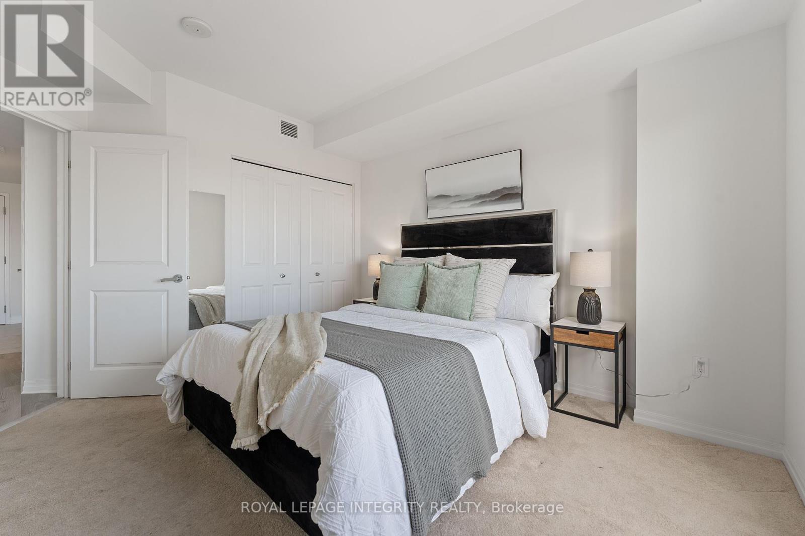 1208 - 90 Landry Street