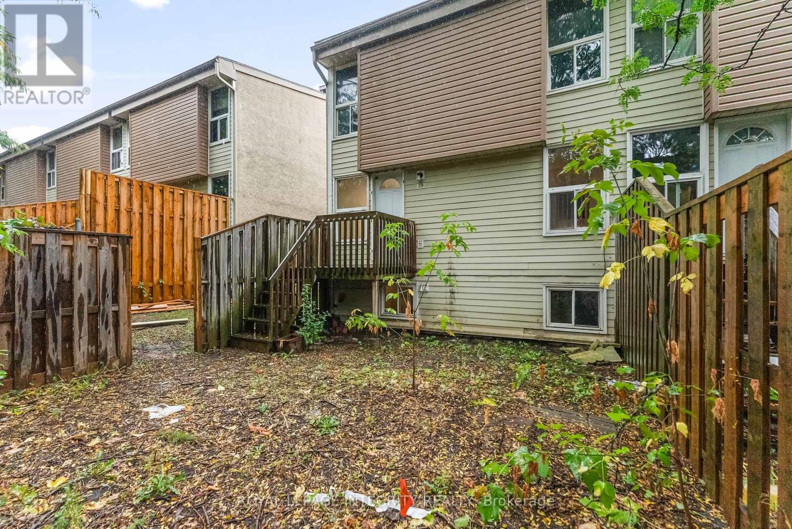 39 - 3415 Uplands Drive