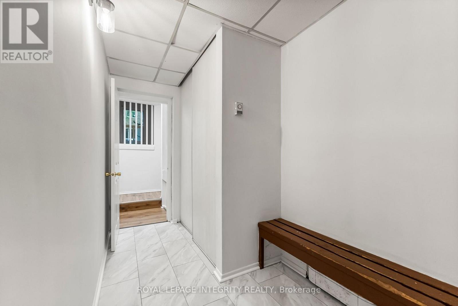 39 - 3415 Uplands Drive