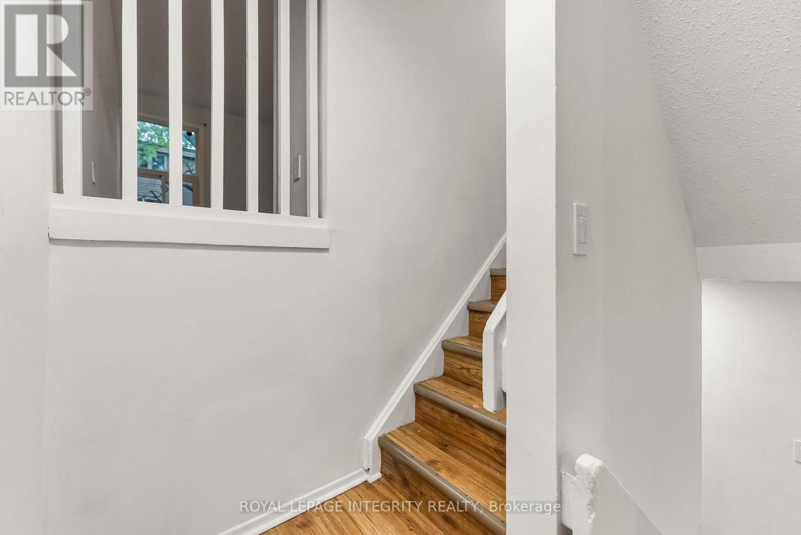 39 - 3415 Uplands Drive