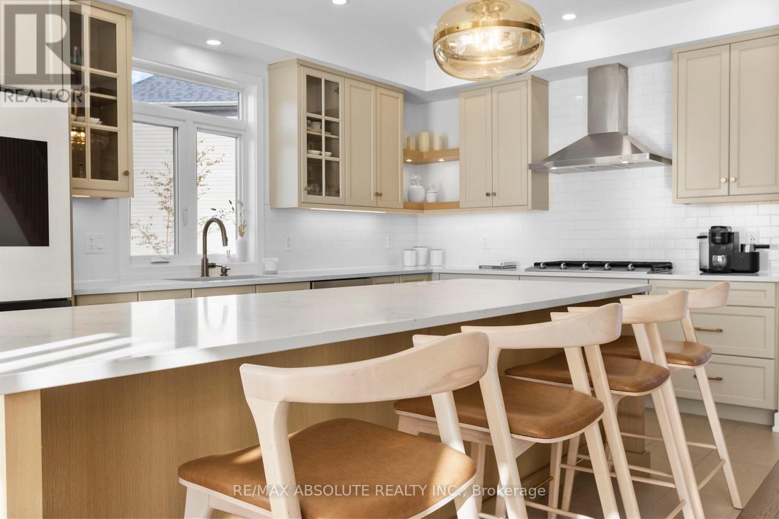 921 Beckton Heights