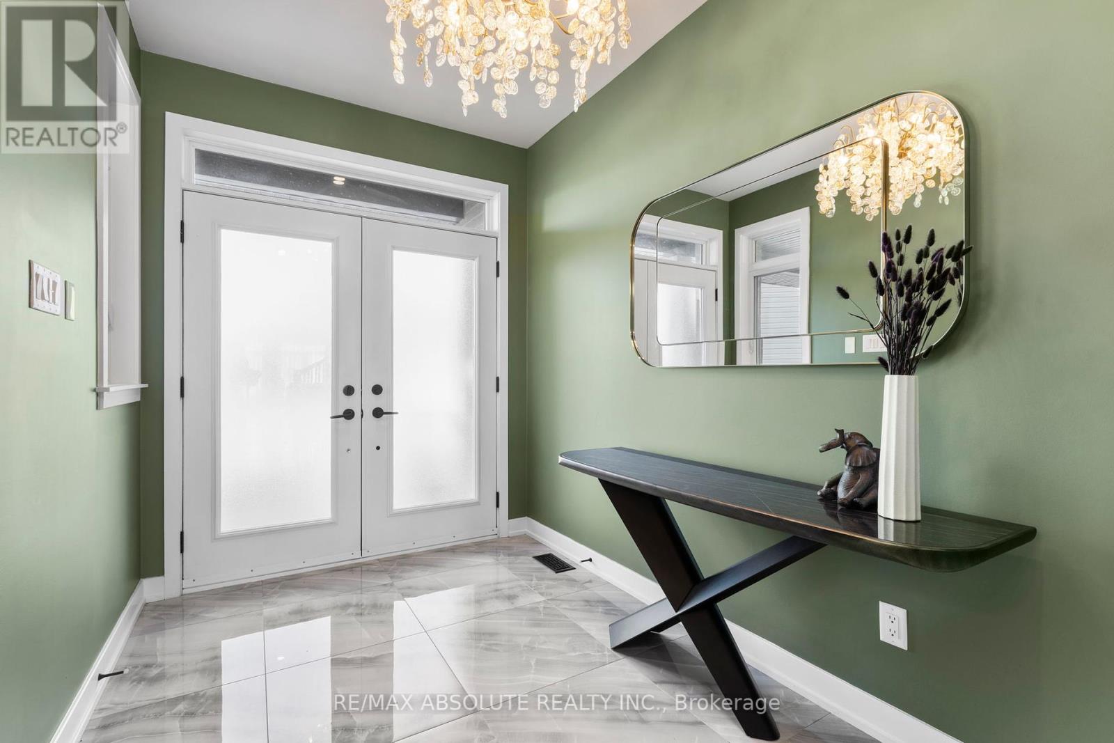 921 Beckton Heights