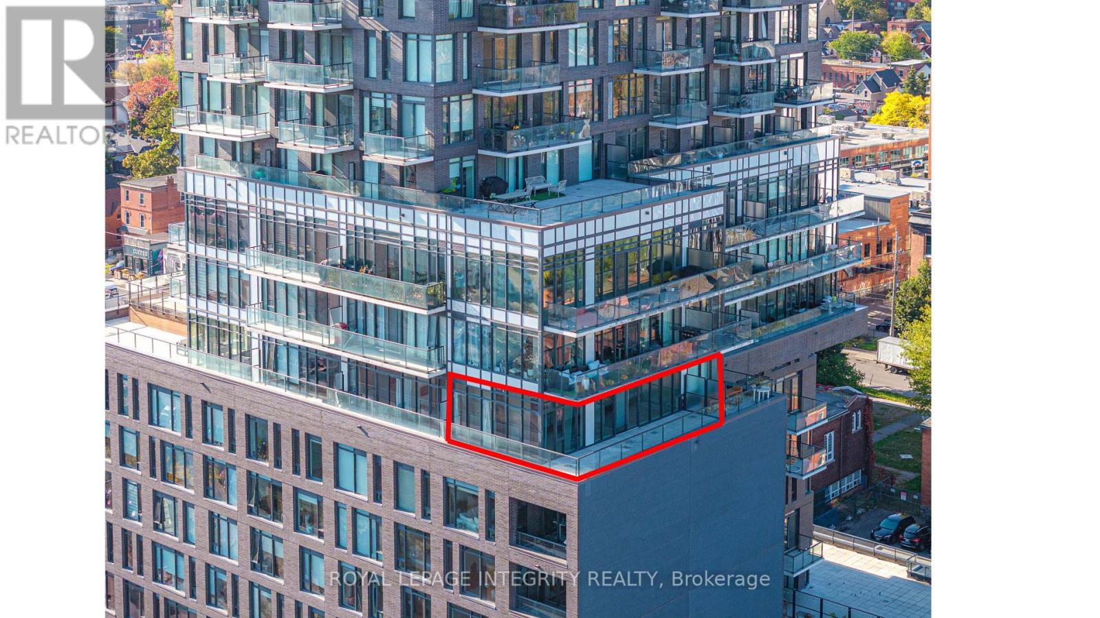 802 - 203 Catherine Street