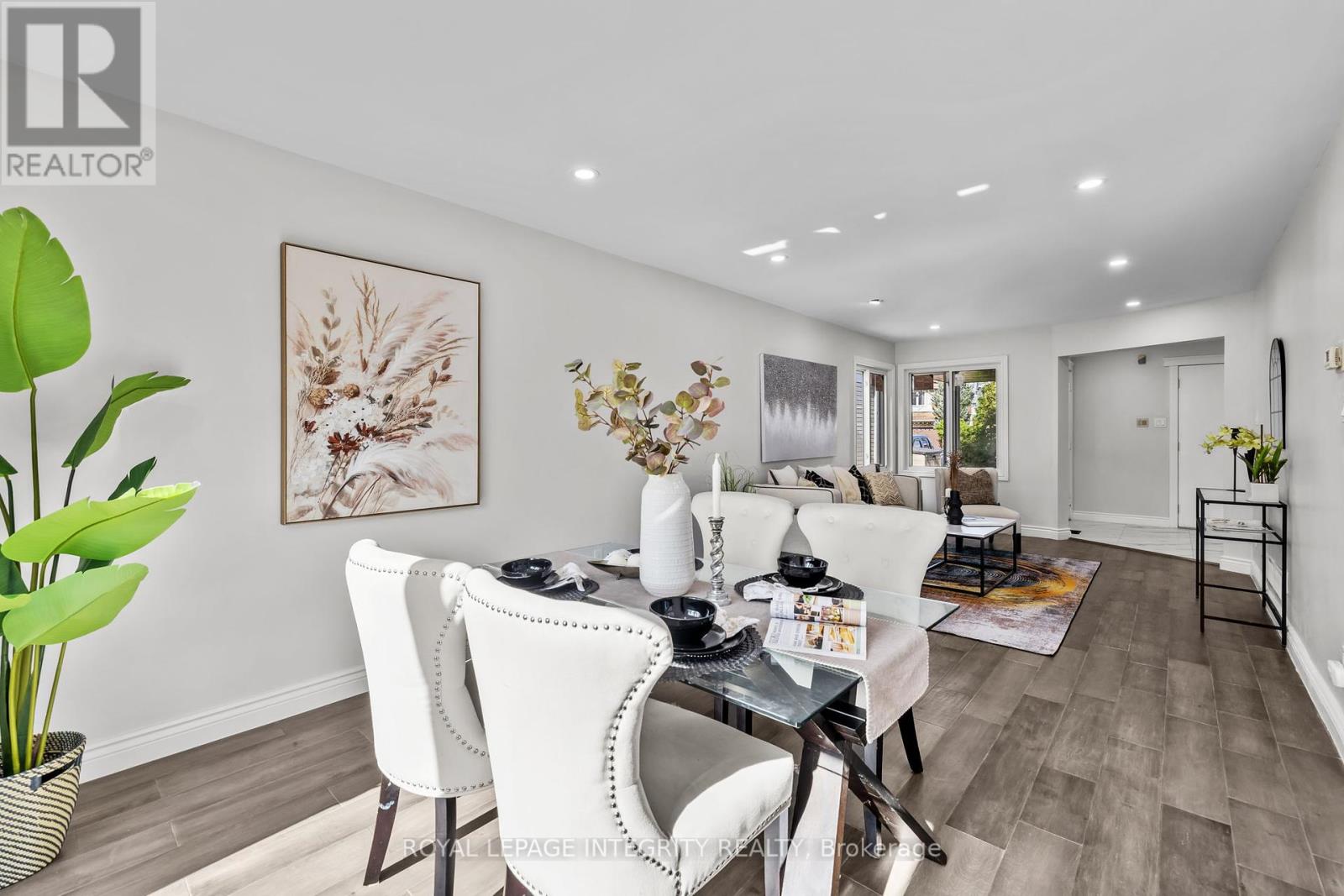 83 Saddle Crescent