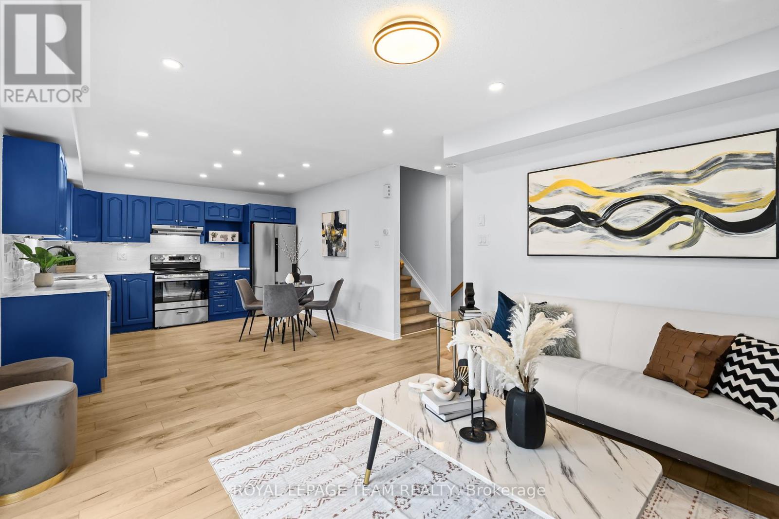 381 Moffatt Pond Court