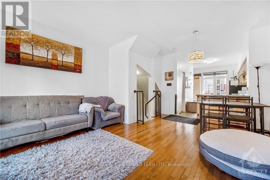 28 - 799 Montreal Road